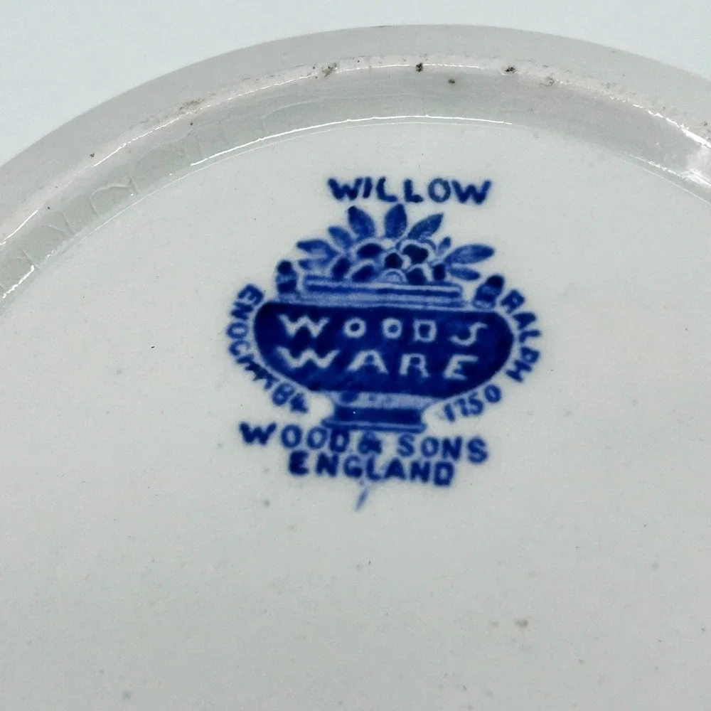 Blue Willow woodsware blue